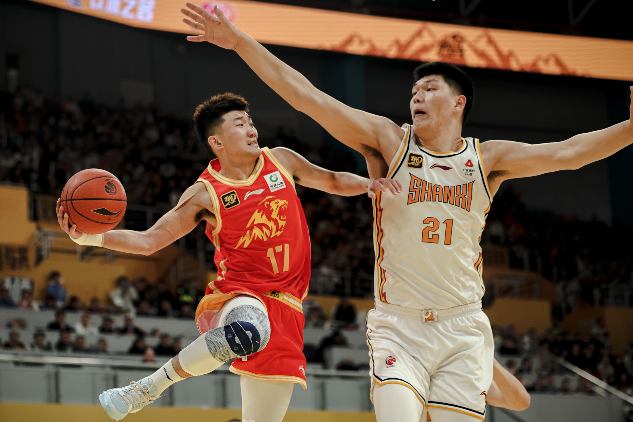 LD体育-今晨体能课后；广厦男篮防线松动备战亚冠；底气十足；赛季目标并未改变的简单介绍-LD体育